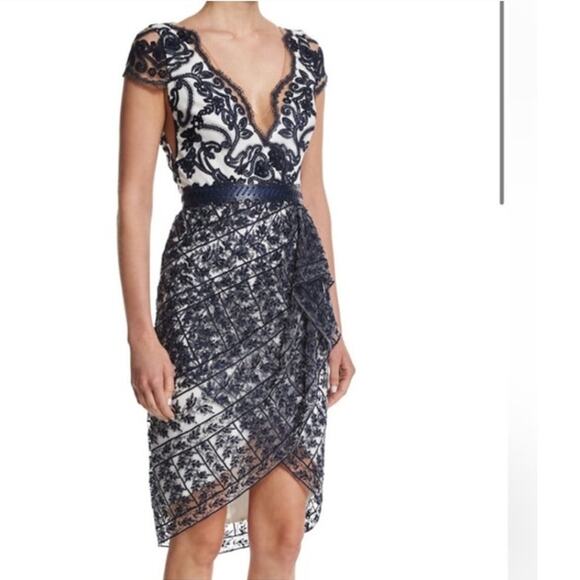Marchesa Notte Dresses & Skirts - Marchesa Notte Lace V-Neck Asymmetrical Wrap Cocktail Dress - Black/Ivory size 2